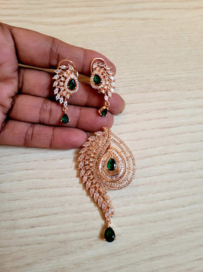 Designer Green pendant necklace set