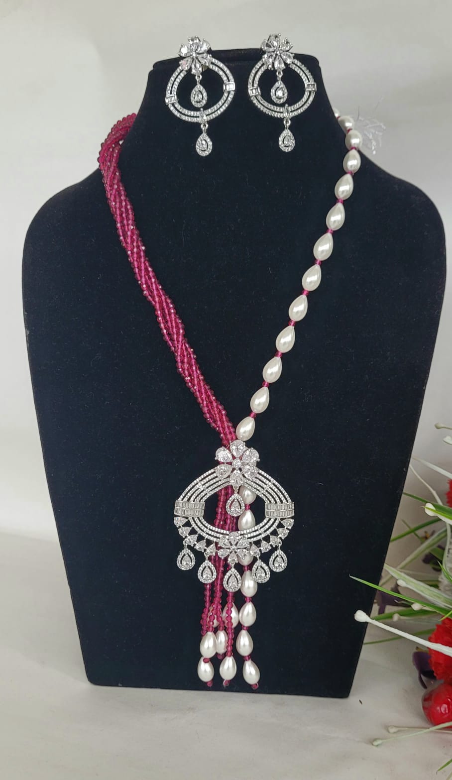 Red Long Diamond Pendant Beaded Necklace Set