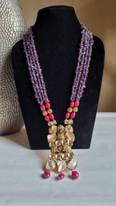 Gorgeous Baroque Pearl Kundan Pendant Beaded Necklace