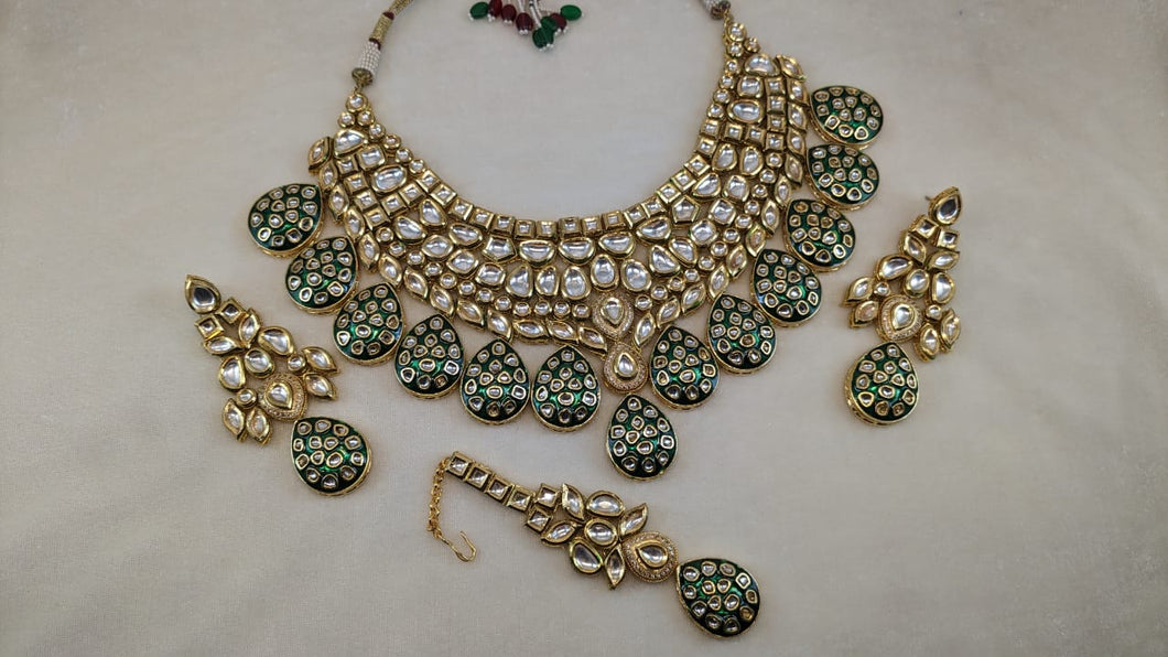 Gemzlane Green Bridal Necklace Set with Maangtikka