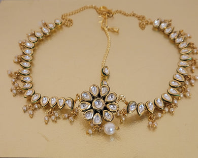 Gemzlane Kundan Mattha Patti with Rajasthani Borla