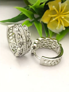 Gemzlane stylish cz Silver plated Bali earrings